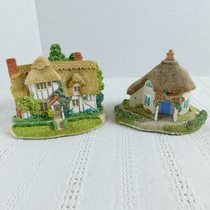 Lilliput Lane Miniatures Cottages, Camomile Lawn 94, Cats Coombe 93 Lot of 2 UK